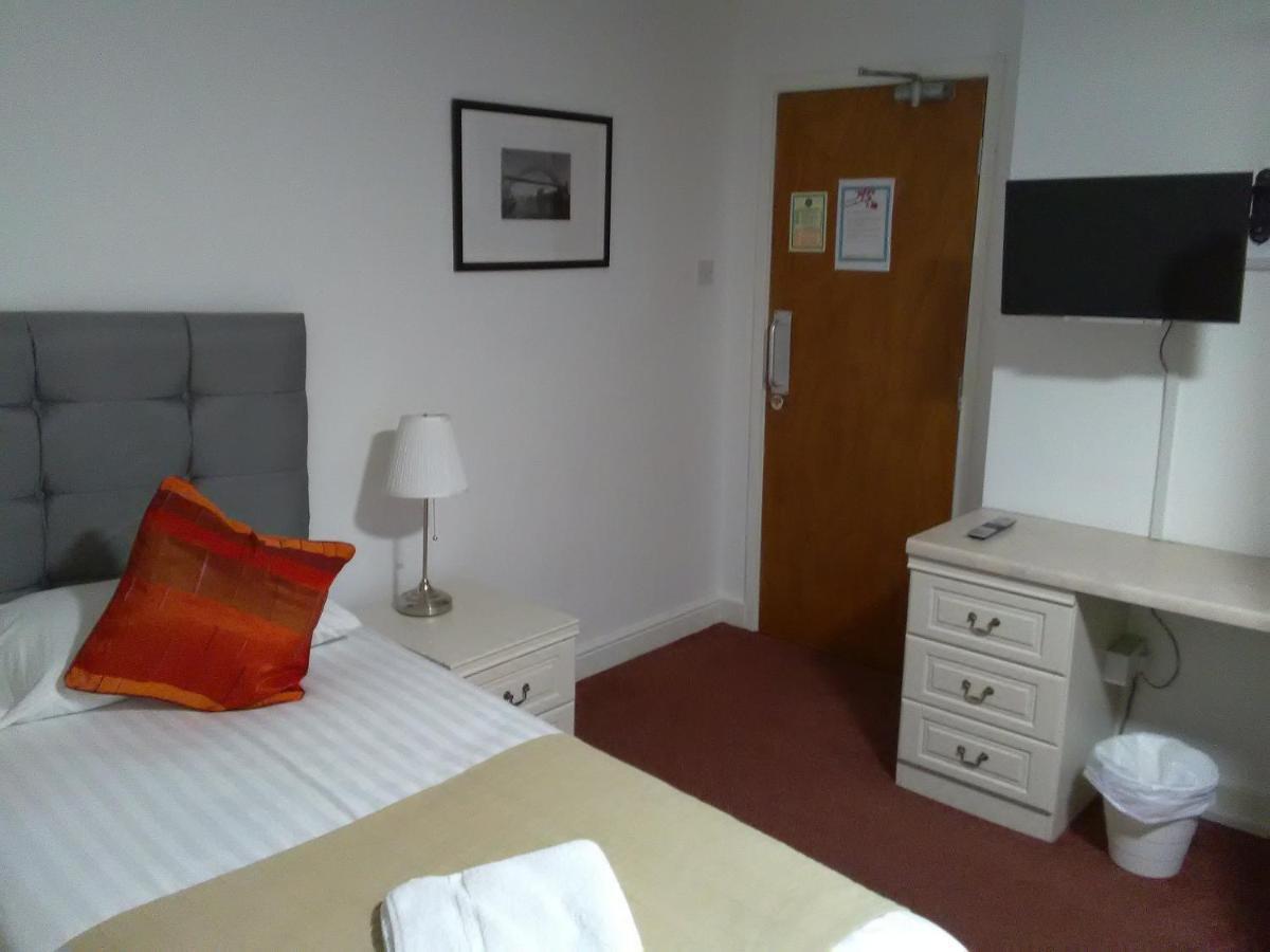 Clifton Hotel Newcastle Extérieur photo