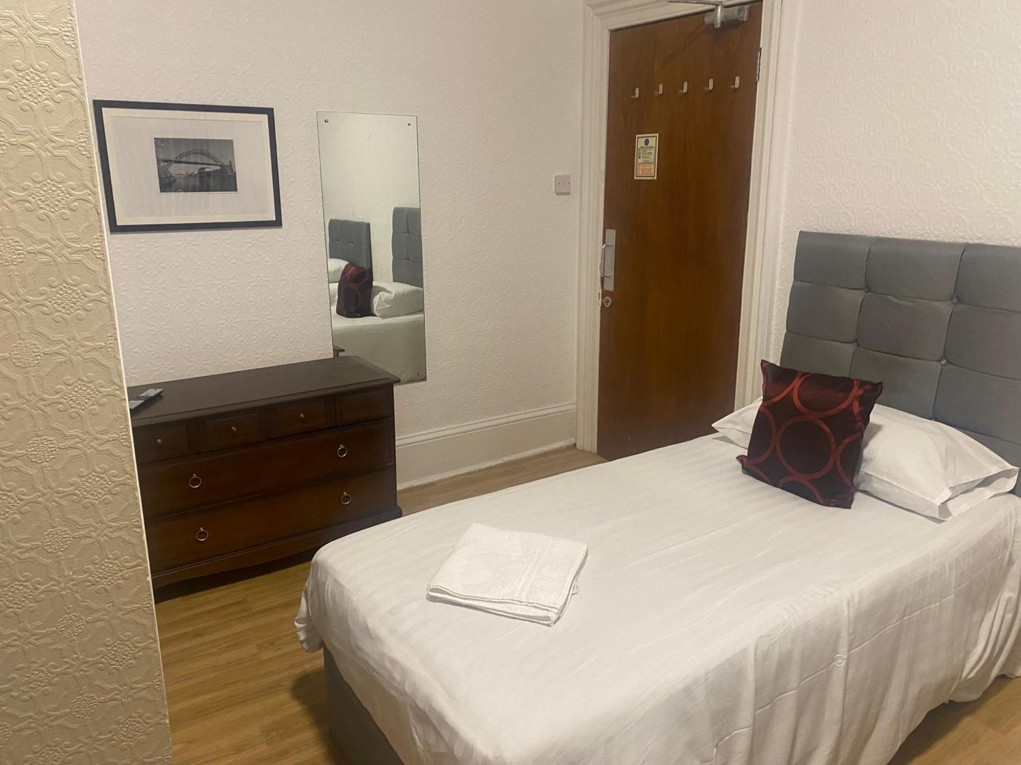 Clifton Hotel Newcastle Chambre photo