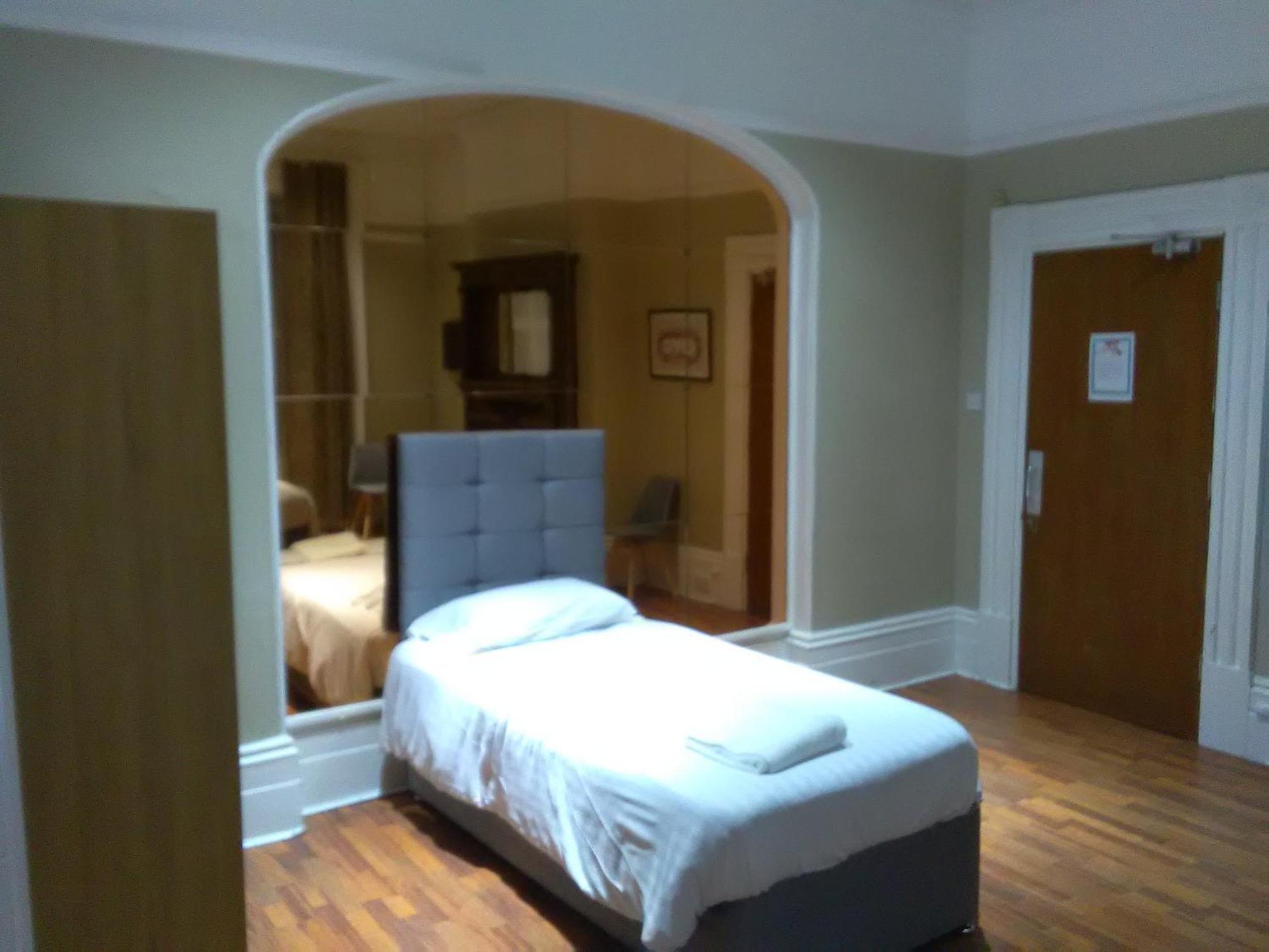 Clifton Hotel Newcastle Chambre photo